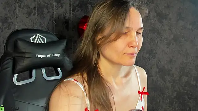 Lillian White online show from March 1, 12:56 am