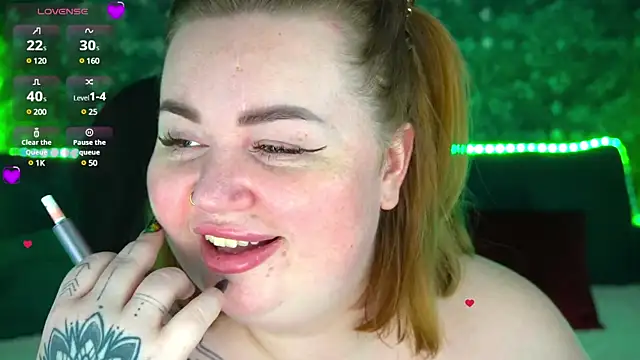 ZaraReignn online show from December 22, 10:15 pm