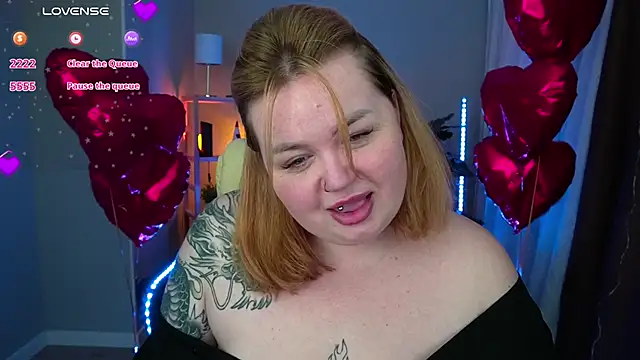 ZaraReignn online show from February 20, 9:20 pm