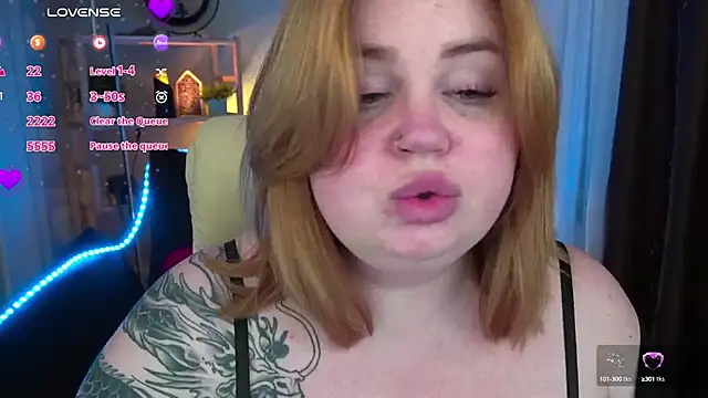 ZaraReignn online show from March 6, 1:27 am