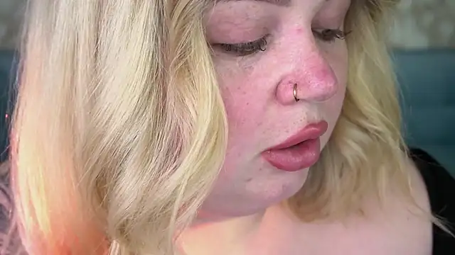 ZaraReignn online show from April 15, 7:54 pm