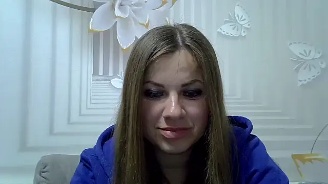 Snapshot of TinaFun4u chatting on April 29, 8:48 pm TinaFun4u online show from April 29, 8:48 pm