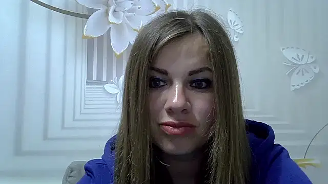 Snapshot of TinaFun4u chatting on May 16, 7:56 pm TinaFun4u online show from May 16, 7:56 pm
