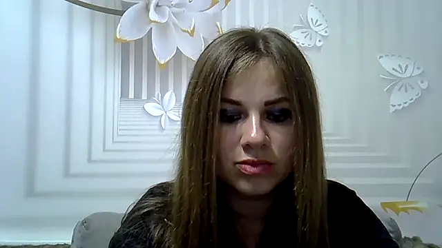 Snapshot of TinaFun4u chatting on June 7, 8:12 pm TinaFun4u online show from June 7, 8:12 pm