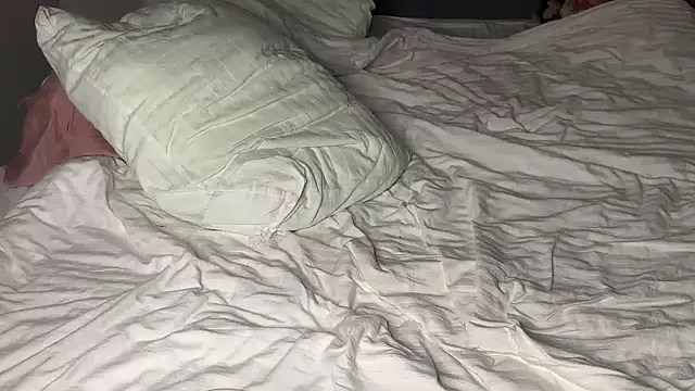 fluffy bunnyxxx online show from October 18, 8:42 pm