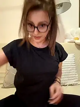 Eelleen online show from February 9, 2:21 pm