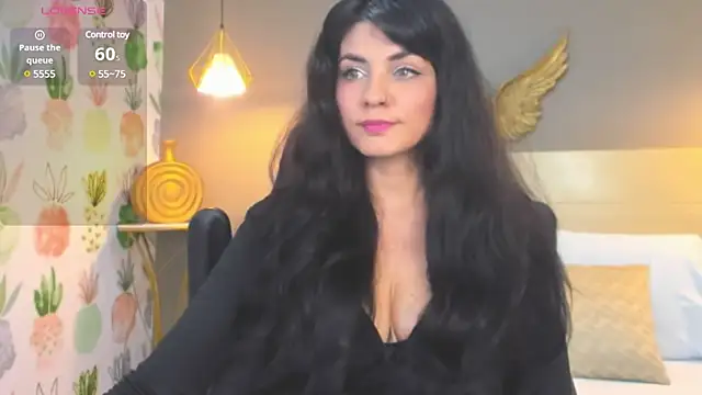 elissa iris online show from January 7, 7:28 pm