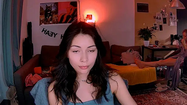 Snapshot of KatiKate chatting on November 15, 5:42 pm KatiKate online show from November 15, 5:42 pm