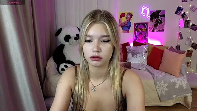 BattyMelody online show from September 17, 1:13 pm