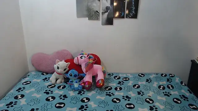 Snapshot of Pocahontas_Princess_ chatting on September 10, 1:33 pm Pocahontas Princess online show from September 10, 1:33 pm