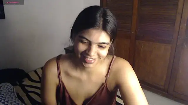 Snapshot of Pocahontas_Princess_ chatting on December 5, 4:10 am Pocahontas Princess online show from December 5, 4:10 am