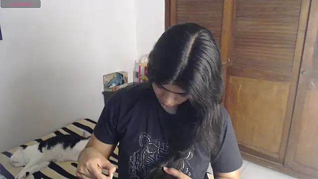 Snapshot of Pocahontas_Princess_ chatting on December 14, 4:29 am Pocahontas Princess online show from December 14, 4:29 am