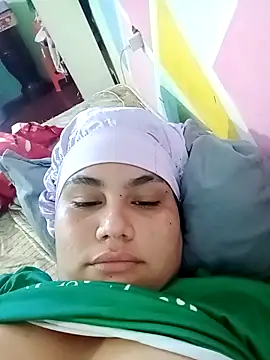 Marilin Jessie online show from December 18, 3:40 pm