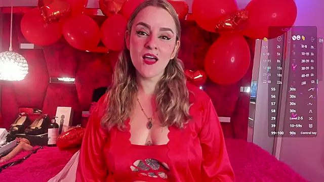 Snapshot of GinnaGrace chatting on February 19, 12:11 pm GinnaGrace online show from February 19, 12:11 pm