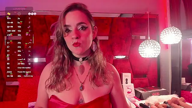 Snapshot of GinnaGrace chatting on March 7, 12:45 pm GinnaGrace online show from March 7, 12:45 pm