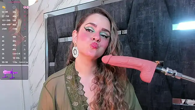 Snapshot of GinnaGrace chatting on October 4, 1:31 pm GinnaGrace online show from October 4, 1:31 pm