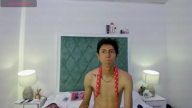 Snapshot of Katherin_jupiter chatting on December 7, 6:26 pm Katherin jupiter online show from December 7, 6:26 pm