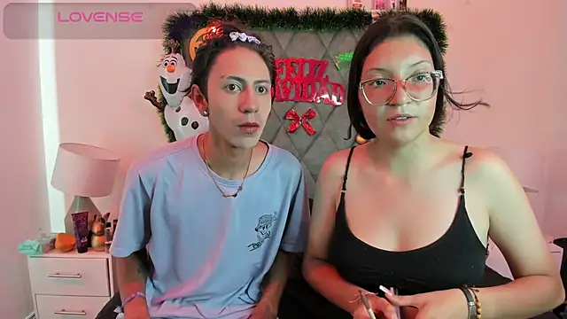 Snapshot of Katherin_jupiter chatting on December 14, 10:39 pm Katherin jupiter online show from December 14, 10:39 pm