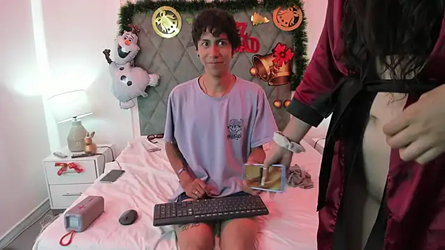 Snapshot of Katherin_jupiter chatting on December 27, 11:21 pm Katherin jupiter online show from December 27, 11:21 pm