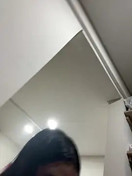 alissonfernandez  online show from January 26, 1:04 pm