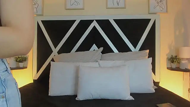 Snapshot of marian_pinzon chatting on November 13, 2:32 am marian pinzon online show from November 13, 2:32 am