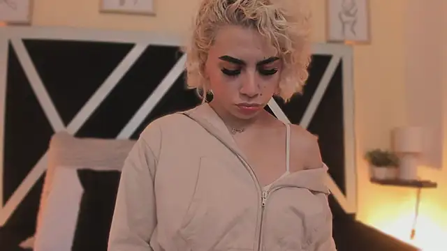 marian pinzon online show from December 19, 2:51 am