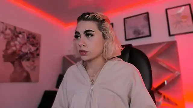 marian pinzon online show from March 30, 8:43 pm