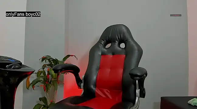 boyc022  online show from December 24, 3:27 am