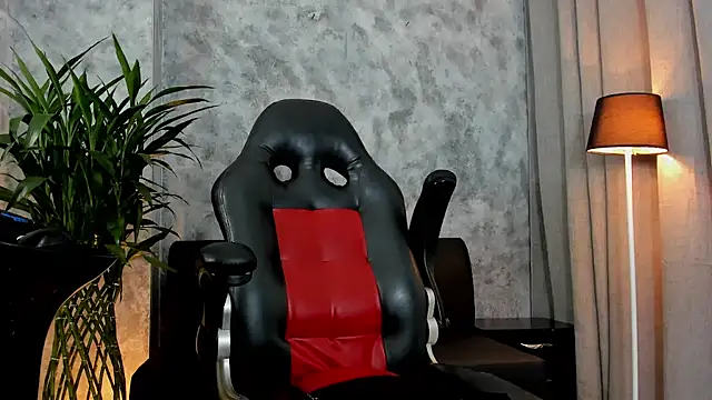 boyc022  online show from October 2, 11:45 pm