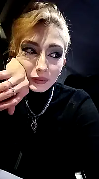 Snapshot of AnyaLobb62 chatting on January 29, 11:25 pm AnyaLobb62 online show from January 29, 11:25 pm