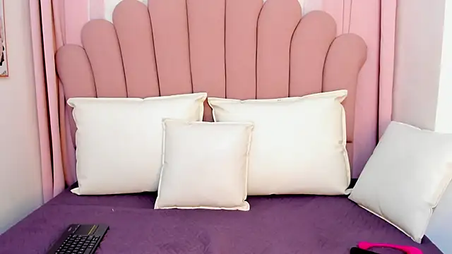 Dahiana gomez18 online show from February 12, 11:40 am