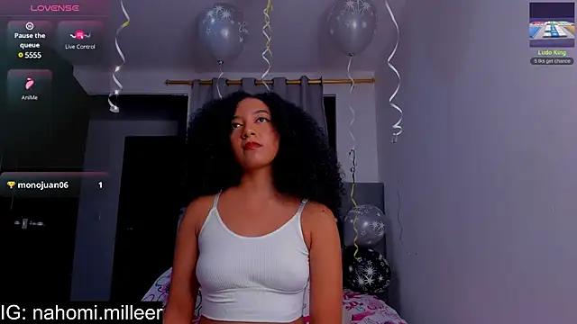 NAHOMI MILLER online show from March 21, 11:56 pm