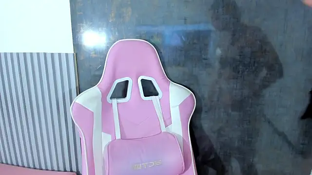 lana boomer online show from October 1, 8:15 pm