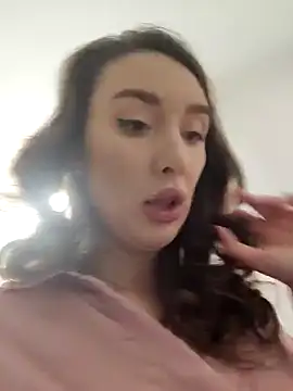 LeylaGracey online show from February 4, 5:31 am