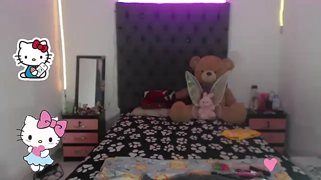 lucianadolll online show from September 21, 6:04 am