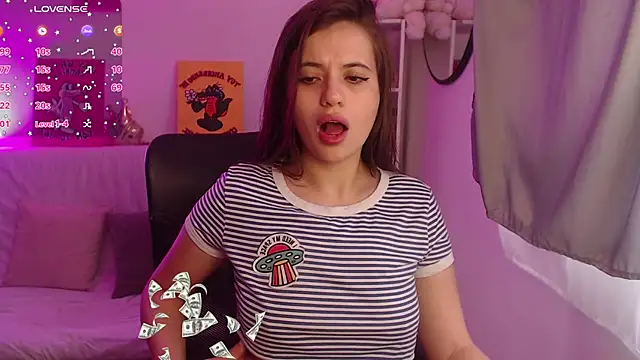 Snapshot of Soy_abby chatting on September 15, 9:37 pm Soy abby online show from September 15, 9:37 pm