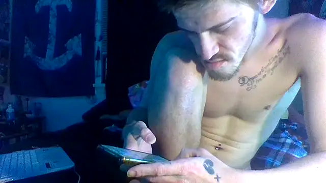 Snapshot of ATwinkie chatting on February 22, 9:45 am ATwinkie online show from February 22, 9:45 am