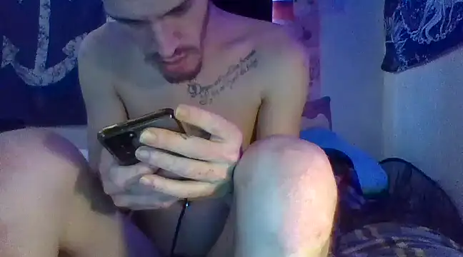 Snapshot of ATwinkie chatting on February 26, 5:39 pm ATwinkie online show from February 26, 5:39 pm