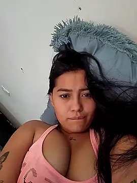 Val clarck online show from December 5, 2:44 pm