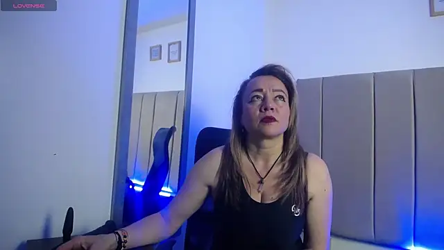 Snapshot of Lupiita223 chatting on March 15, 12:56 pm Lupiita223 online show from March 15, 12:56 pm