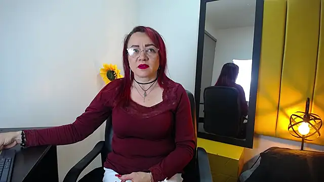 Snapshot of Lupiita223 chatting on November 29, 12:52 pm Lupiita223 online show from November 29, 12:52 pm