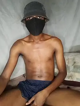 Thokozani99 online show from January 3, 8:01 pm