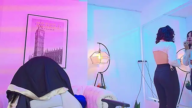 Snapshot of Theia_moon chatting on December 29, 1:06 pm Theia moon online show from December 29, 1:06 pm