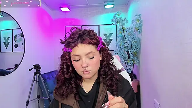 Theia moon online show from March 18, 12:41 pm