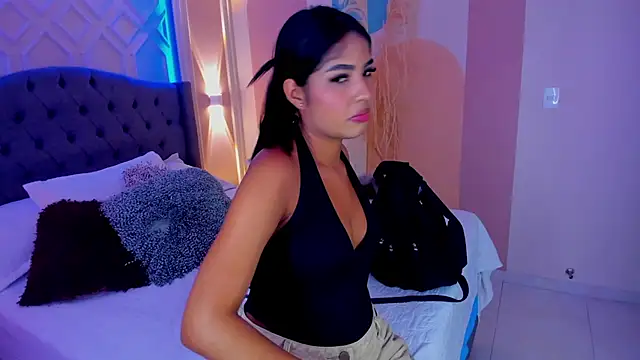 Snapshot of MadyLust chatting on November 21, 6:56 am MadyLust online show from November 21, 6:56 am