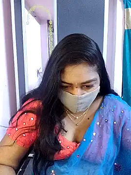 Snapshot of RomeoJuliet345 chatting on February 25, 7:40 am RomeoJuliet345 online show from February 25, 7:40 am