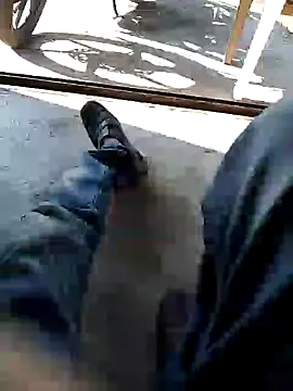 Snapshot of PracticalGum40 chatting on December 19, 9:51 am PracticalGum40 online show from December 19, 9:51 am