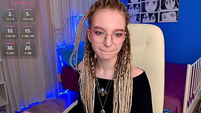 VioletShine online show from March 22, 1:30 pm