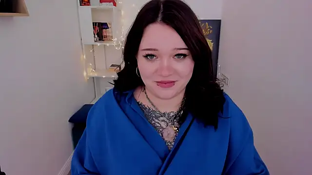 MoonLghte online show from March 9, 2:43 pm