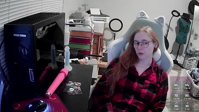 LilyFoxxx online show from January 19, 6:17 am